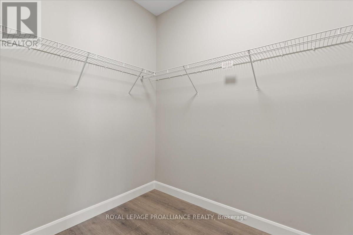 40 ROSEWOOD DRIVE Image 20