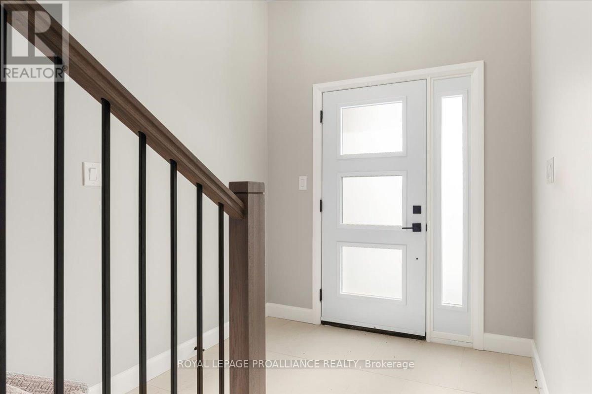 40 ROSEWOOD DRIVE Image 27