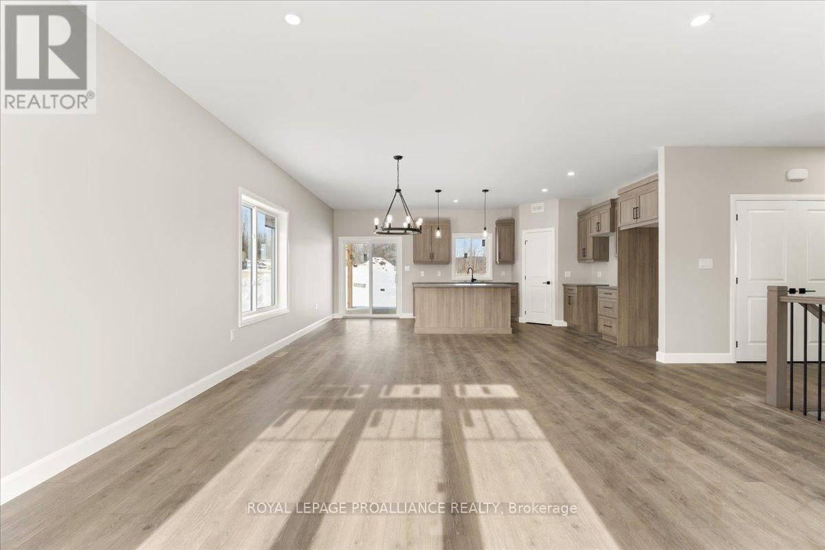 40 ROSEWOOD DRIVE Image 3