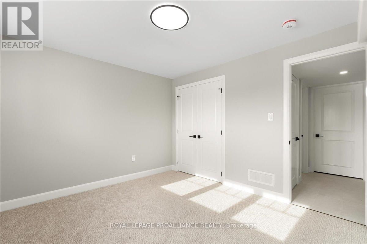 40 ROSEWOOD DRIVE Image 35