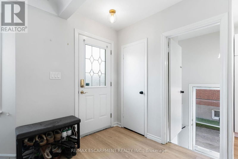 280 Montrose Avenue  Hamilton (Rosedale), L8K4Z6 | Image 14