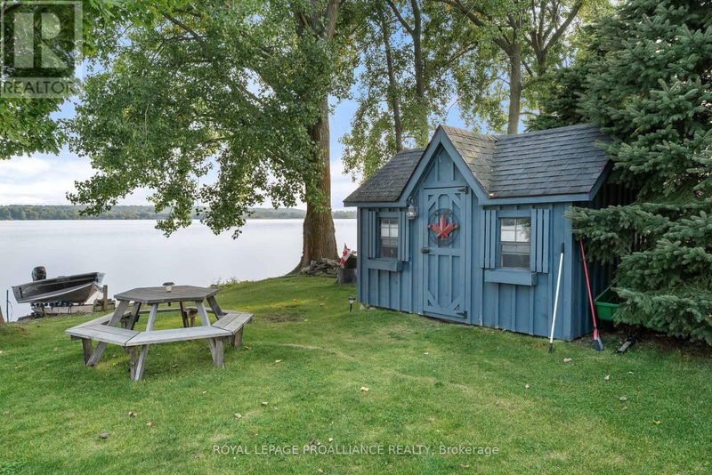 35 Settler's Landing Drive  Quinte West, K8R0A9 | Image 37