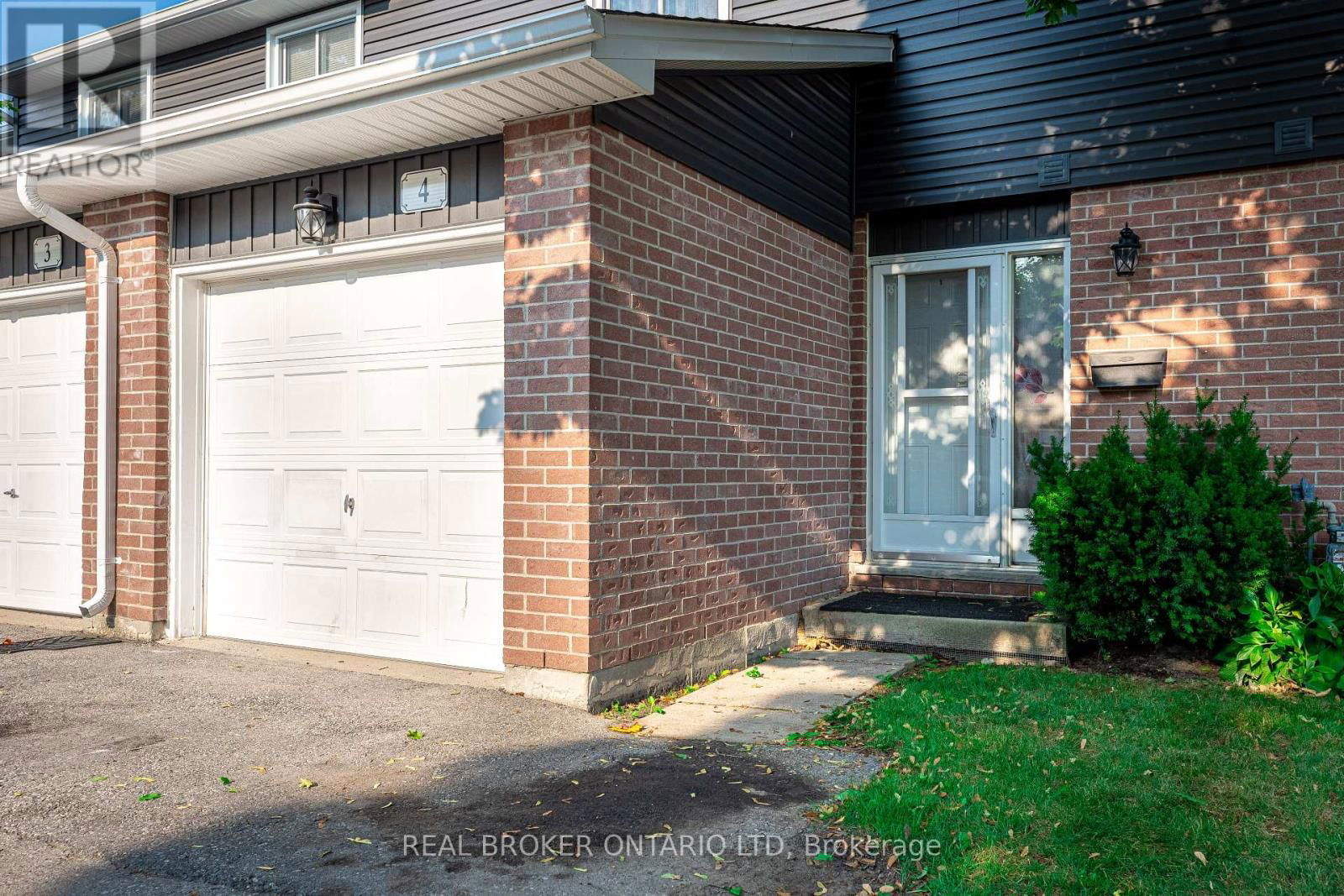 4 - 131 BONAVENTURE DRIVE Image 3