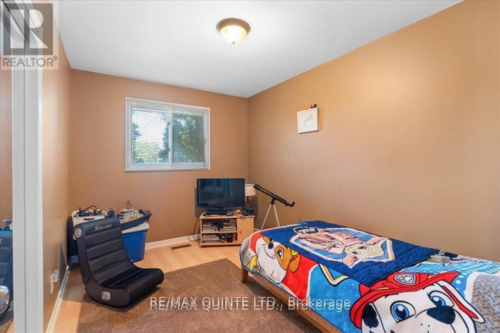 27A PEPPER AVENUE Image 17