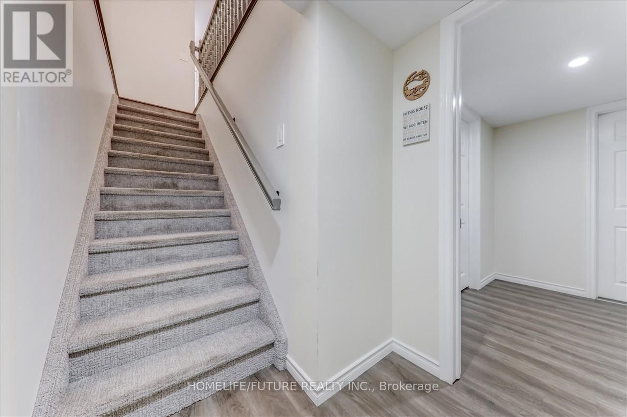 88 ATHABASKA DRIVE Image 21