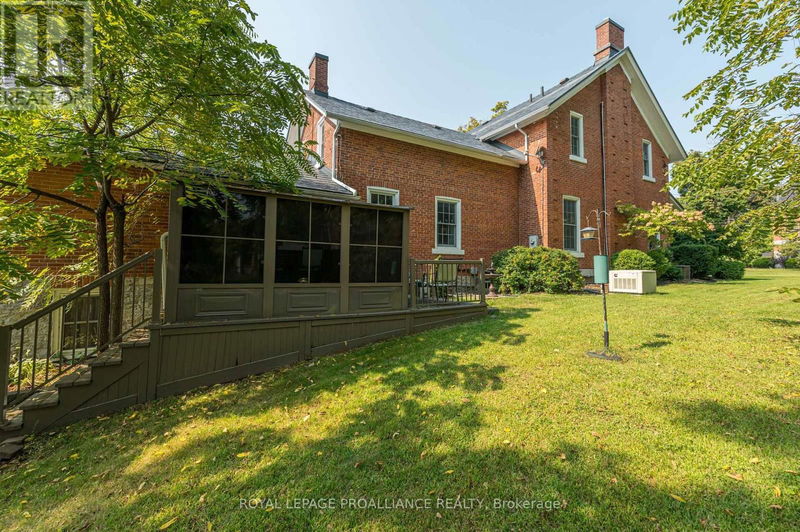 232 Dundas Street West Greater Napanee, K7R2A8 | Image 39