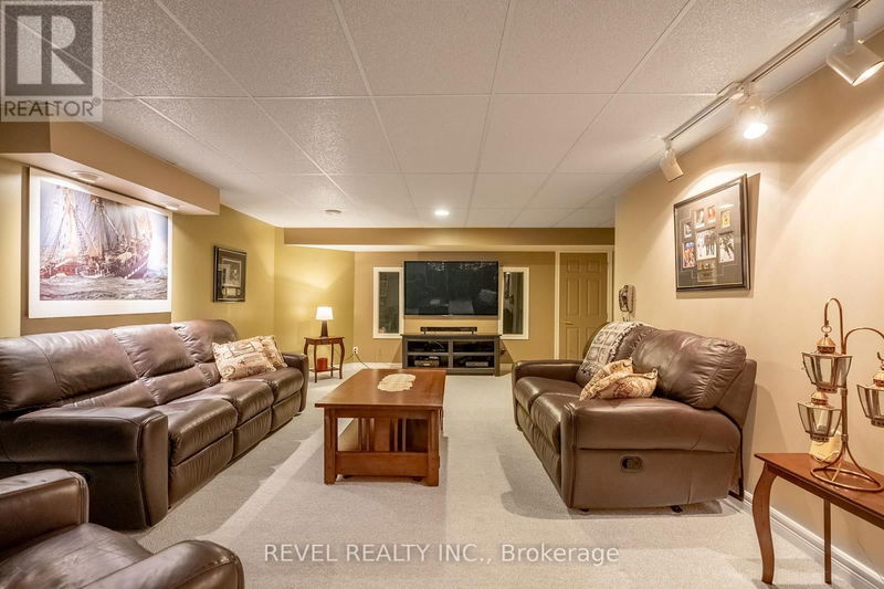 40 Bartok Crescent  Port Colborne, L3K6B5 | Image 32