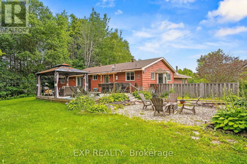 1037 Kernohan Farm Trail  Minden Hills, K0M2K0 | Image 2