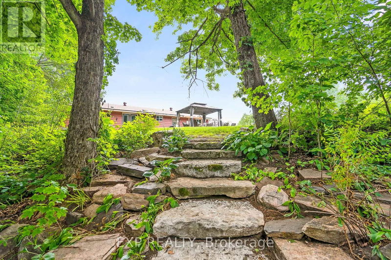 1037 Kernohan Farm Trail  Minden Hills, K0M2K0 | Image 7