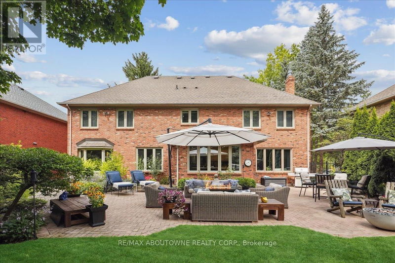 434 Golf Links Road  Hamilton (Ancaster), L9G3K5 | Image 34