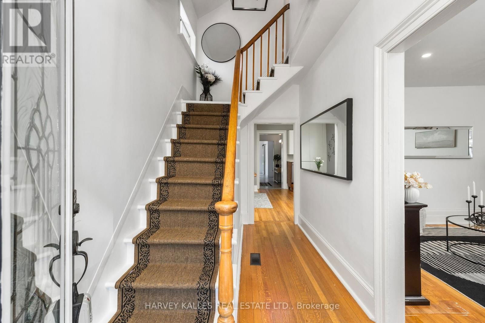 46 NELSON STREET W Image 9