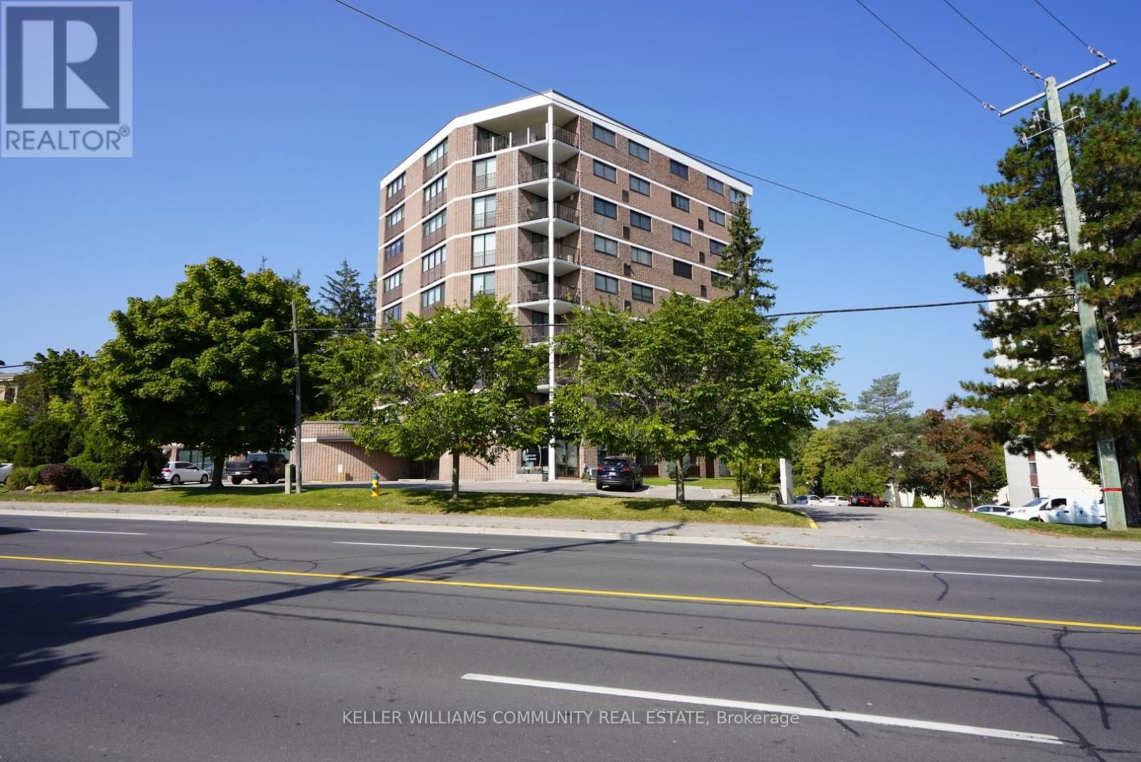 702 - 885 CLONSILLA AVENUE Image 4