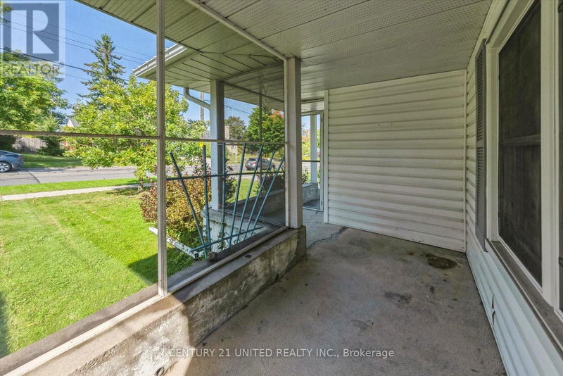 145 Wolsely Street  Peterborough (Northcrest), K9H4Z2 | Image 6