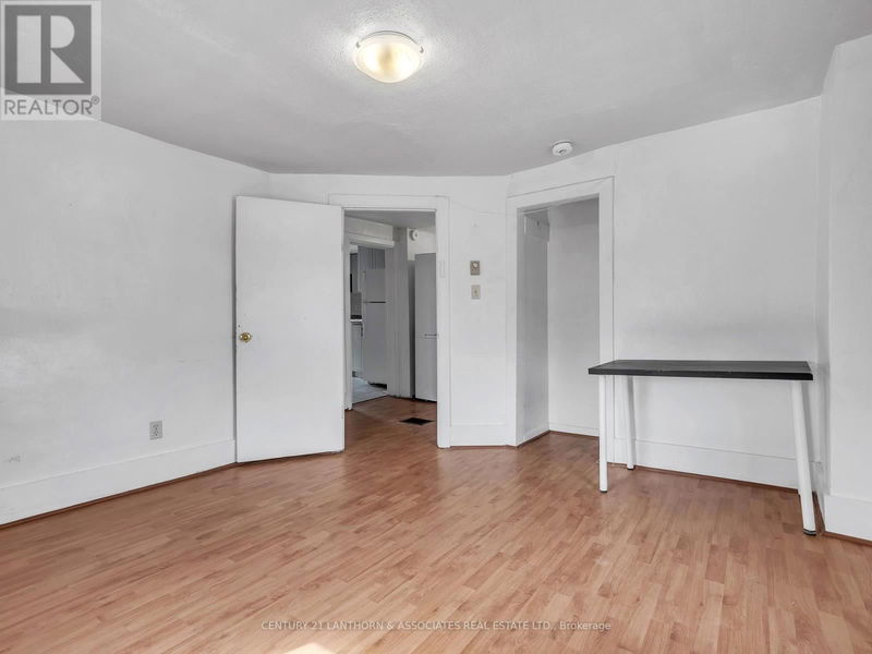 1 South Park Street  Belleville, K8P2W8 | Image 30