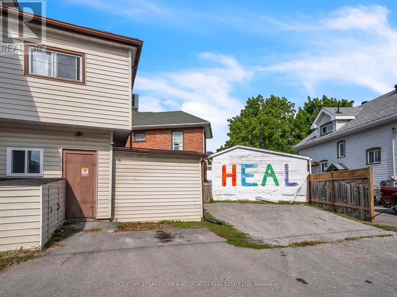 1 South Park Street  Belleville, K8P2W8 | Image 32