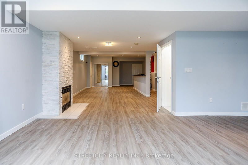 815 Apricot Drive West London, N6K5A8 | Image 30