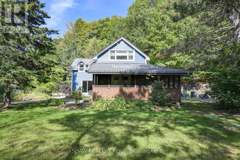 1258 Dwight Beach Road  Lake of Bays, P0A1H0 | Image 3