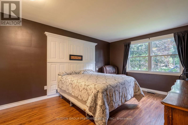 241 Dominion Street  Strathroy-Caradoc (NW), N7G3G9 | Image 17