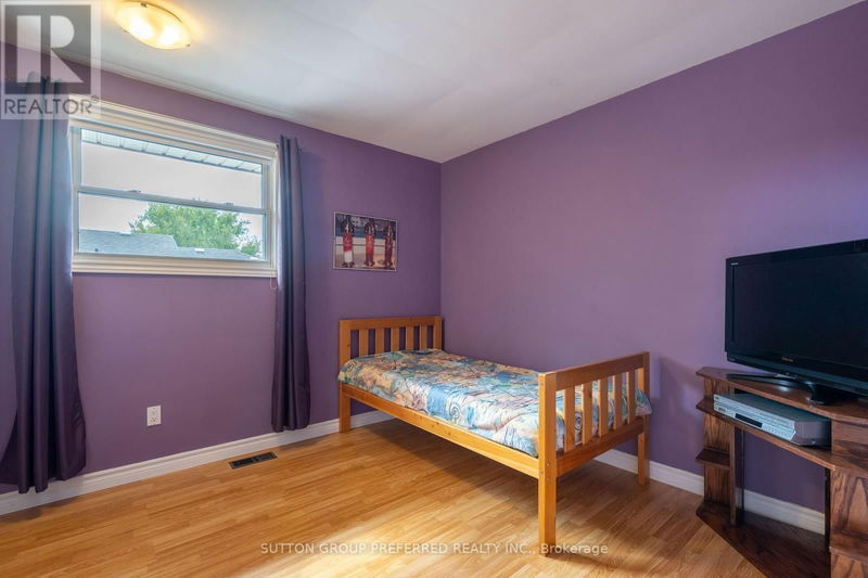 241 Dominion Street  Strathroy-Caradoc (NW), N7G3G9 | Image 19