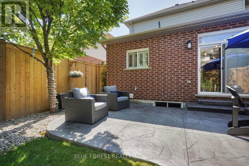 309 South Leaksdale Circle  London, N6M1K3 | Image 32