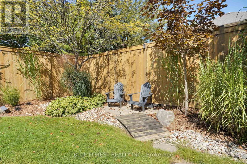 309 South Leaksdale Circle  London, N6M1K3 | Image 34