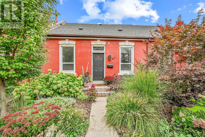 365 Catharine Street North Hamilton (North End), L8L4T3 | Image 2