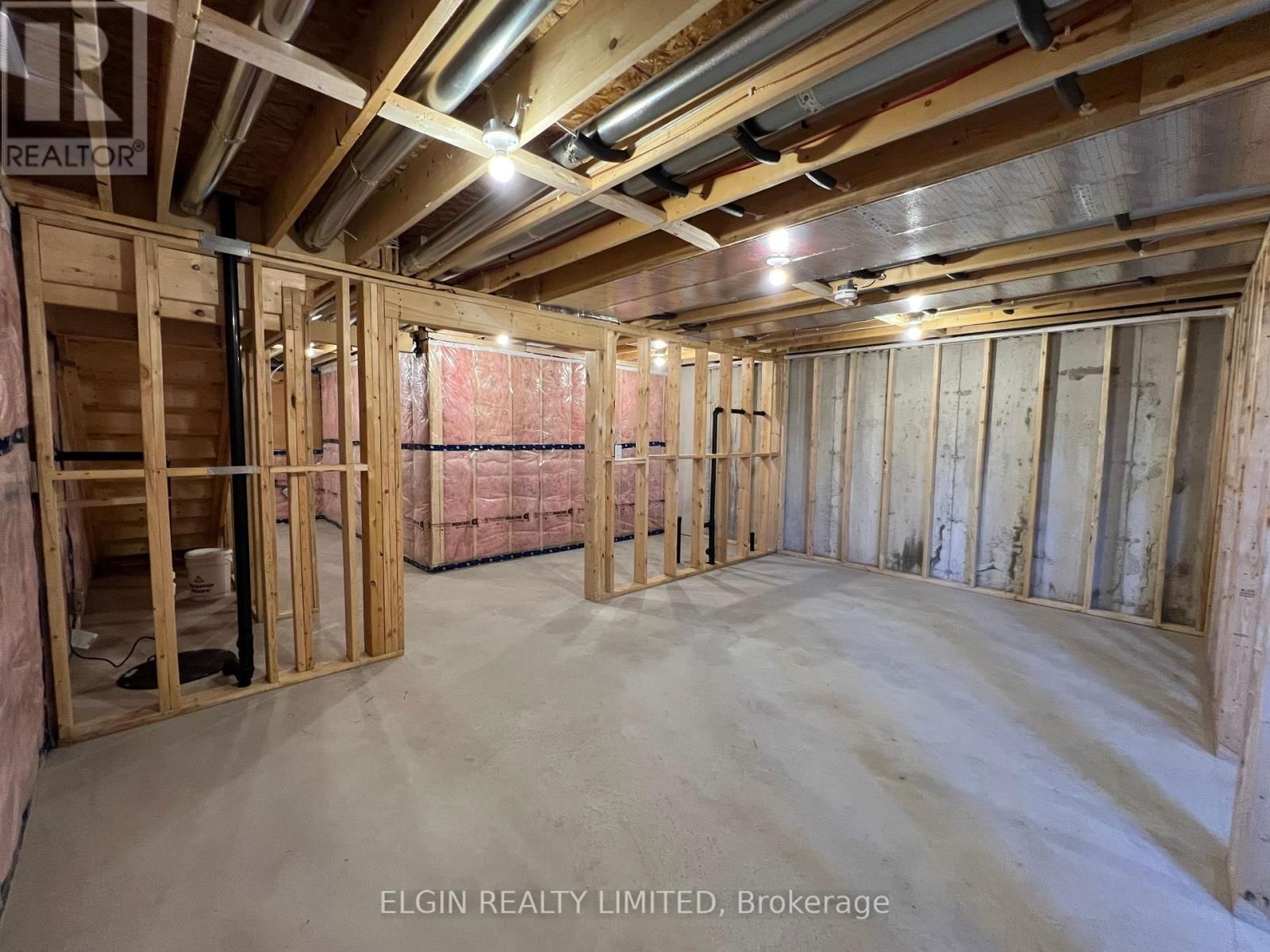 45 BRAUN AVENUE Image 24