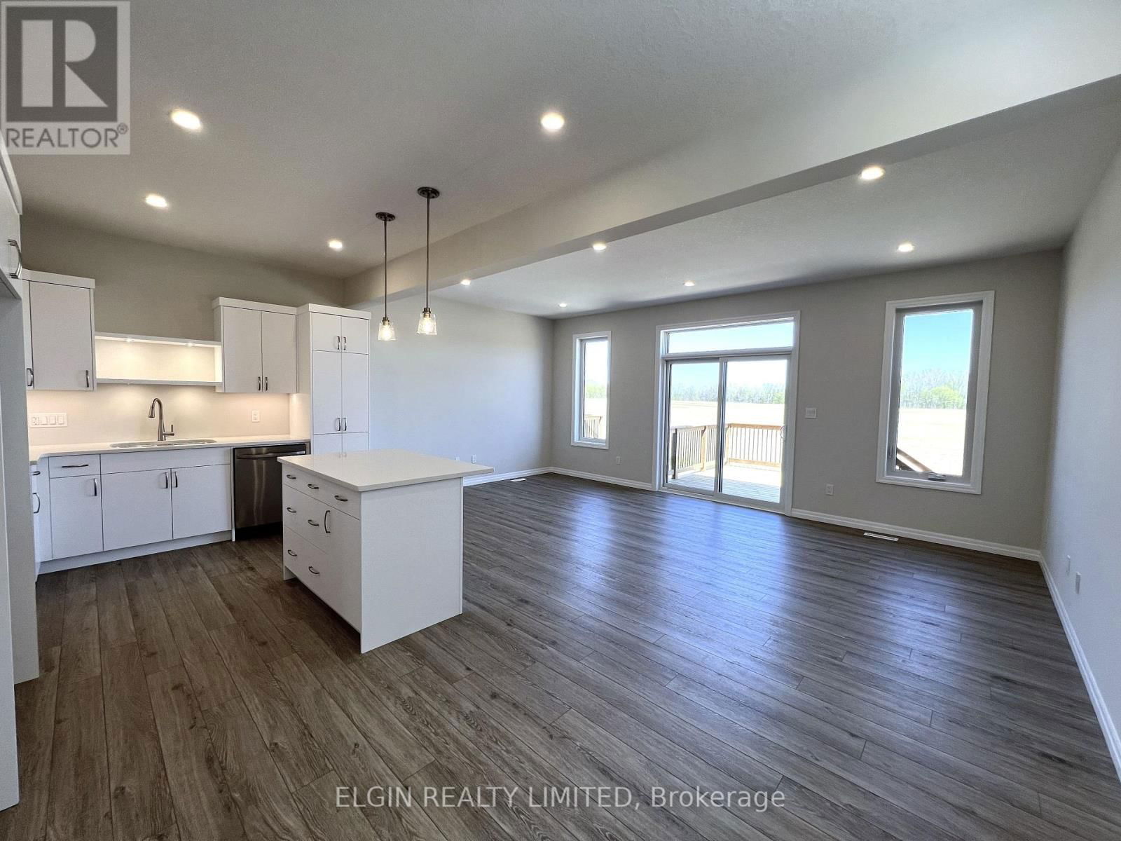 45 BRAUN AVENUE Image 6
