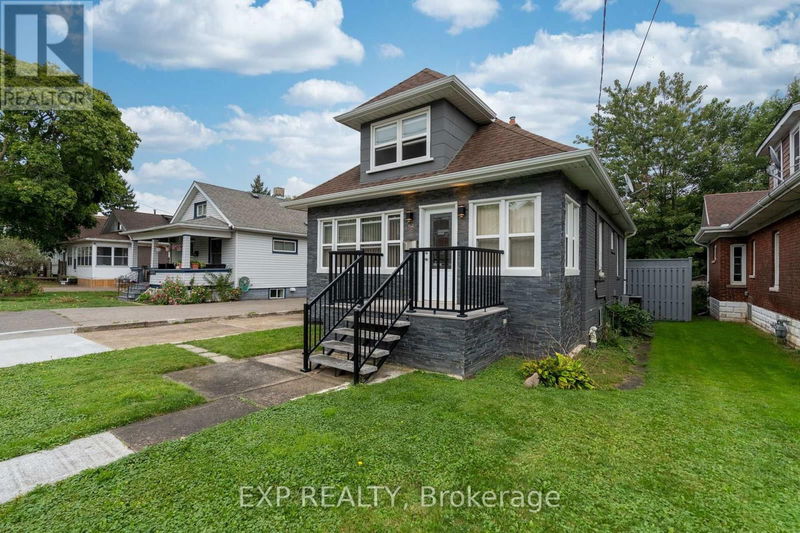 4584 Sixth Avenue  Niagara Falls, L2E4T3 | Image 2