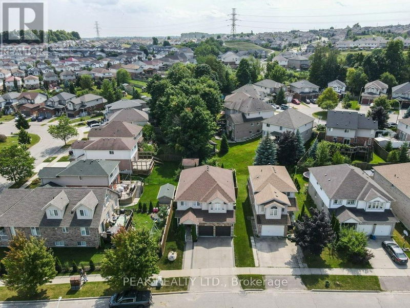 517 Peach Blossom Court  Kitchener, N2E3Z8 | Image 36