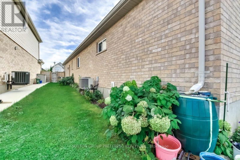 2823 Bateman Trail  London, N6L0A6 | Image 8