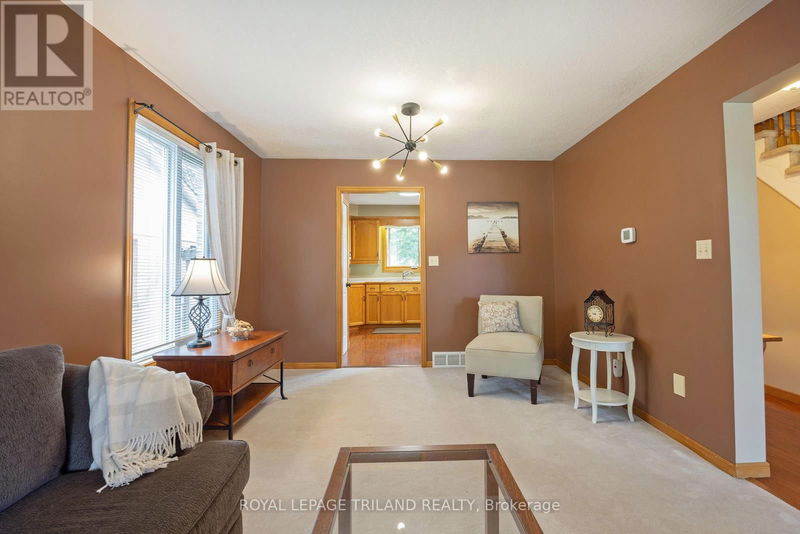 10 Timberlane Crescent  St. Thomas, N5P4G9 | Image 7