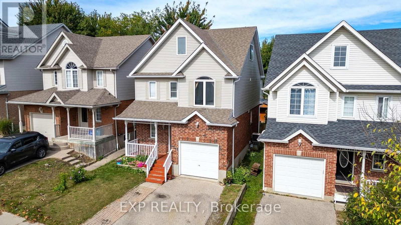 660 White Elm Boulevard  Waterloo, N2V2M3 | Image 4