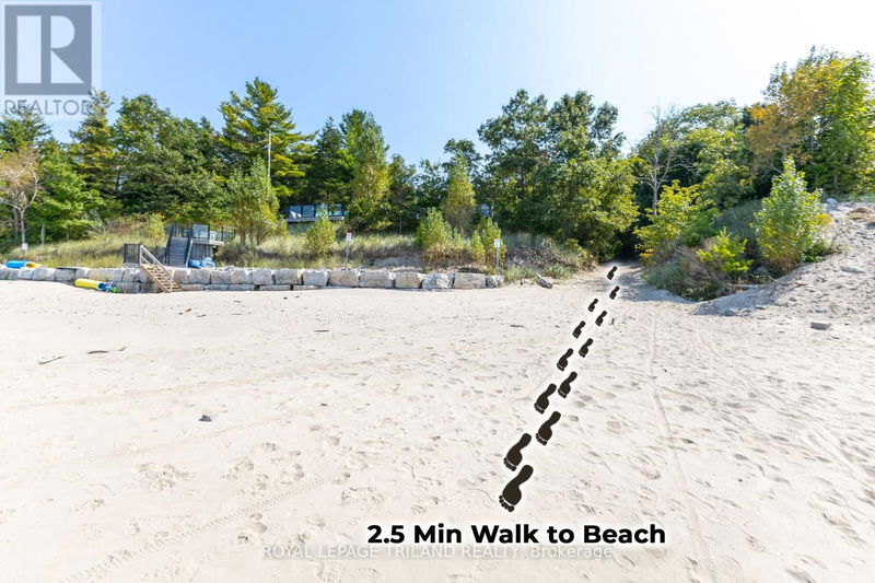 10342 Beach O' Pines Road  Lambton Shores (Grand Bend), N0M1T0 | Image 5