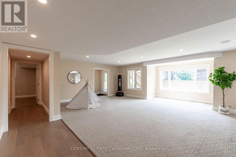 2386 Torrey Pines Way  London, N6G0T6 | Image 30