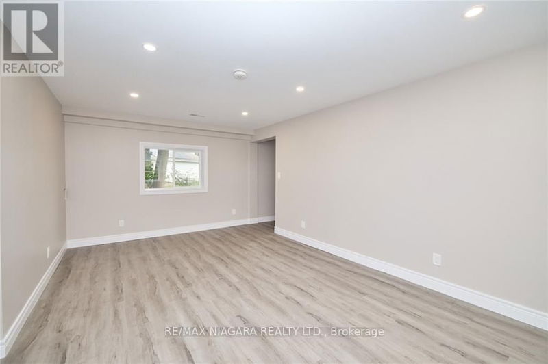 6505 Doreen Drive  Niagara Falls, L2E5K5 | Image 10