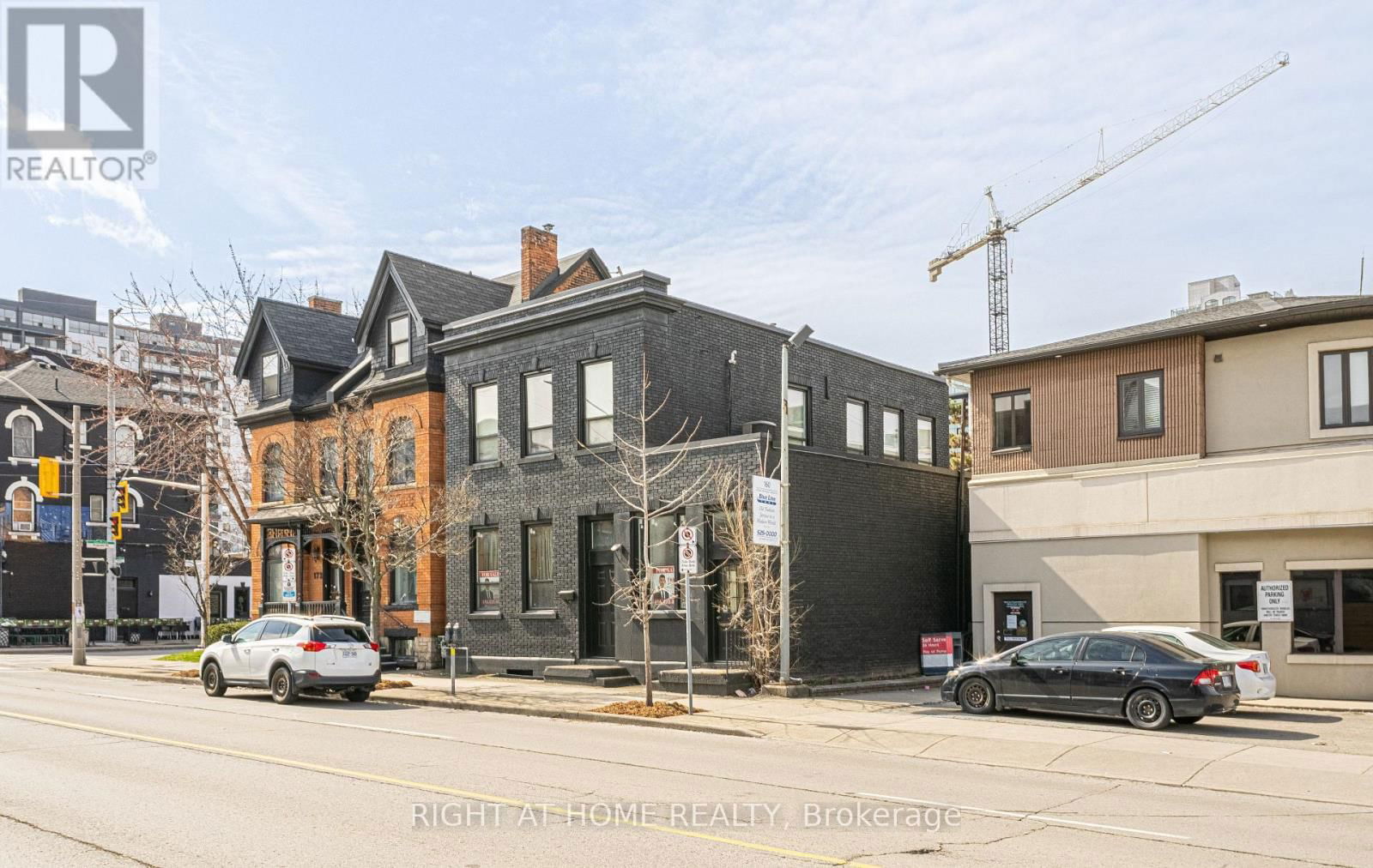 166 JOHN ST S Image 3