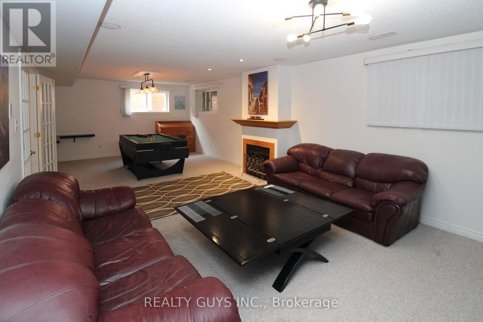 2452 KEITEL DRIVE Image 36