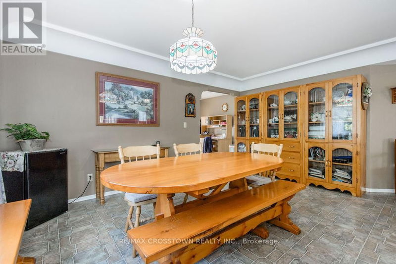 776 Monck Road  Kawartha Lakes, L0K1W0 | Image 11