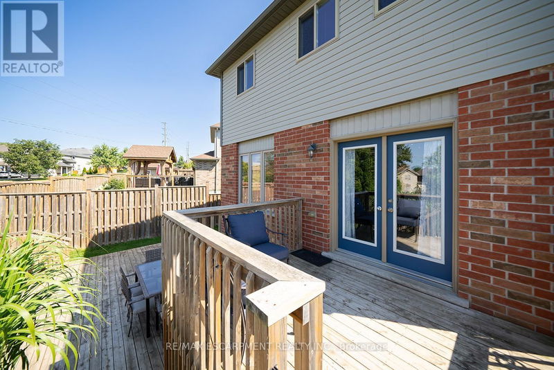 8 Oakes Court  Guelph (Grange Hill East), N1E0J6 | Image 15