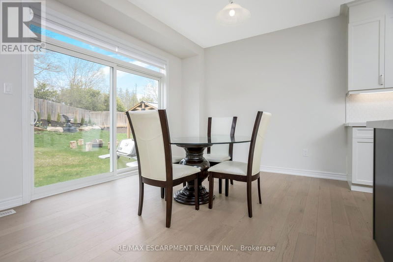 132 Drexler Avenue  Guelph/Eramosa (Rockwood), N0B2K0 | Image 16