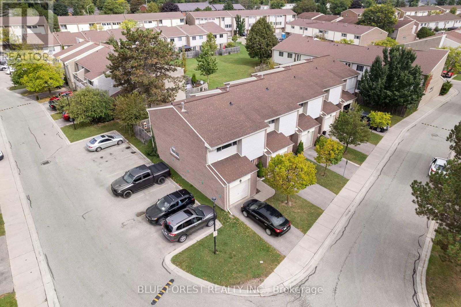 250 - 700 OSGOODE DRIVE S Image 2