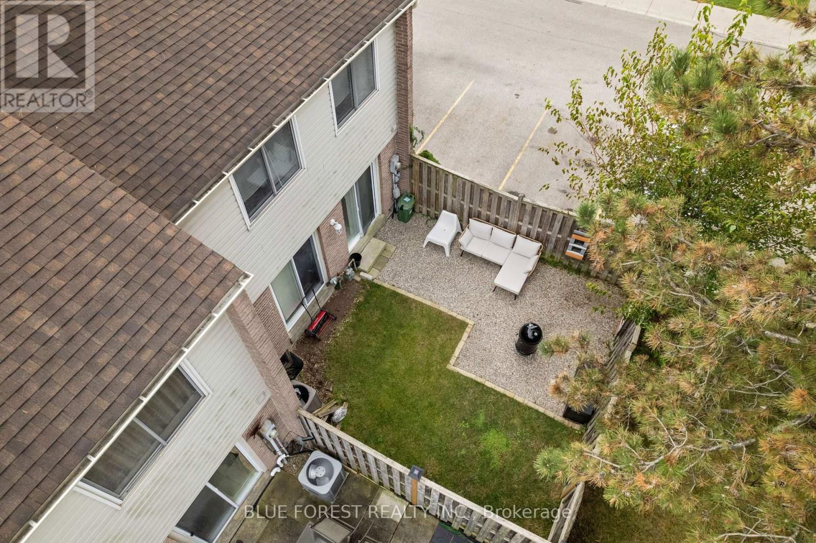 250 - 700 OSGOODE DRIVE S Image 26