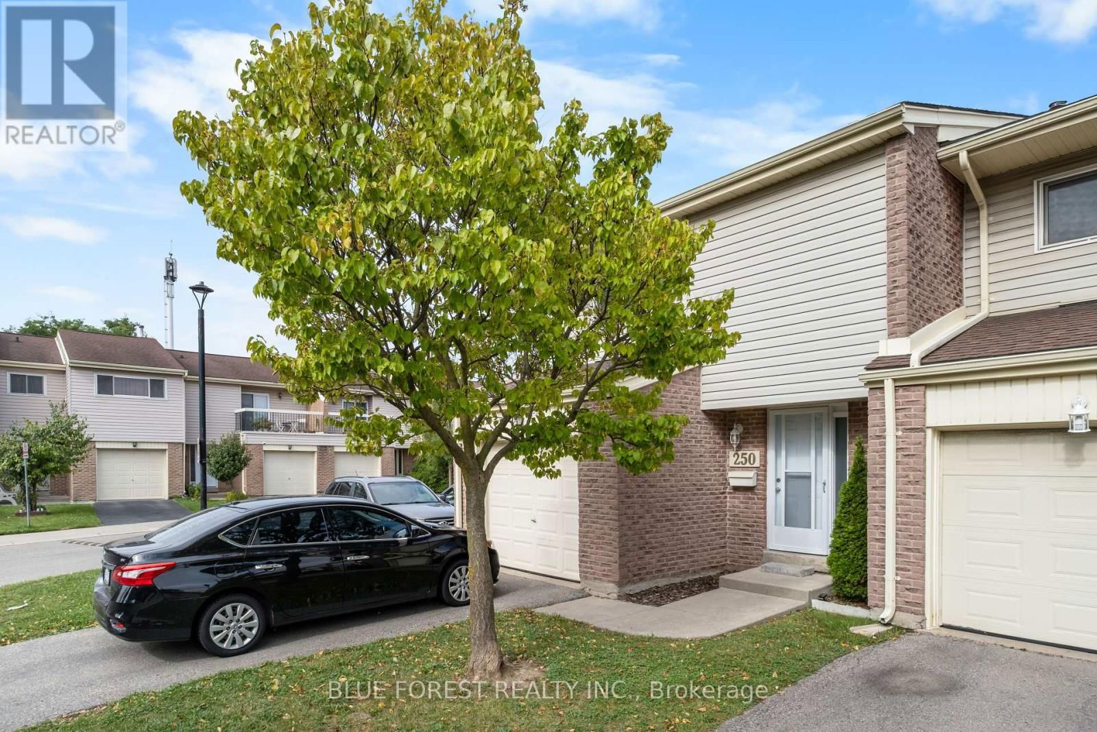 250 - 700 OSGOODE DRIVE S Image 4