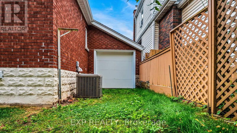 139 Longwood Road North Hamilton (Westdale), L8S3V8 | Image 16