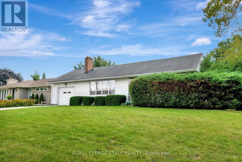 8365 Twenty Road  Hamilton (Mount Hope), L9B1J1 | Image 2