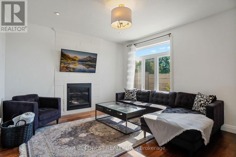 1516 North Wenige Drive  London, N5X0J4 | Image 5