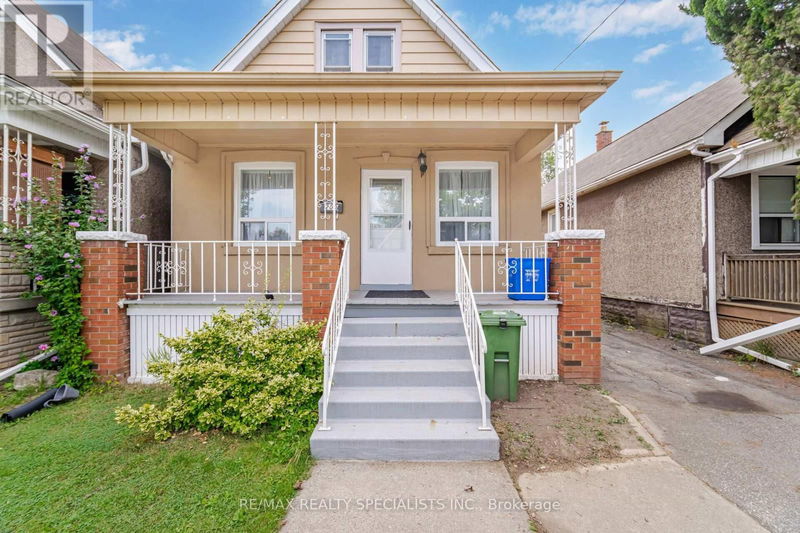 200 Paling Avenue  Hamilton (Homeside), L8H5J7 | Image 2