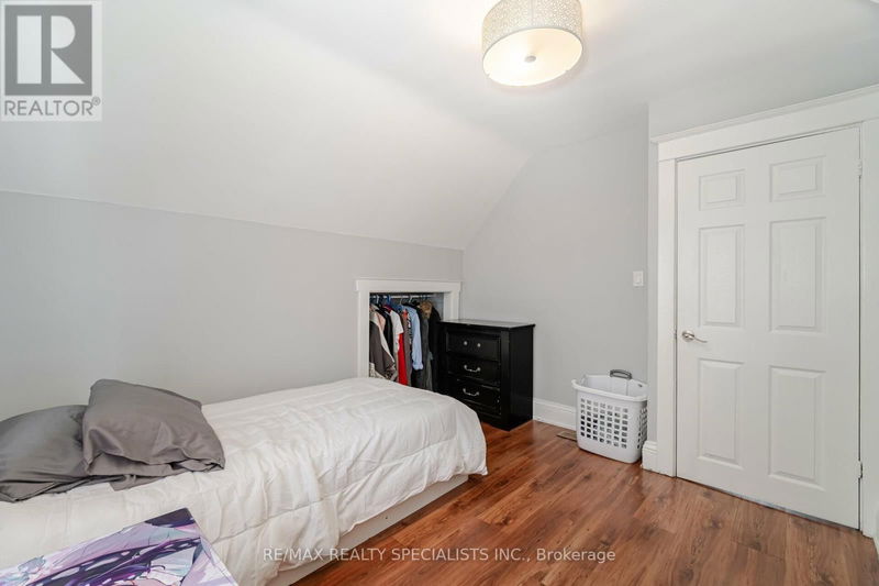 200 Paling Avenue  Hamilton (Homeside), L8H5J7 | Image 27