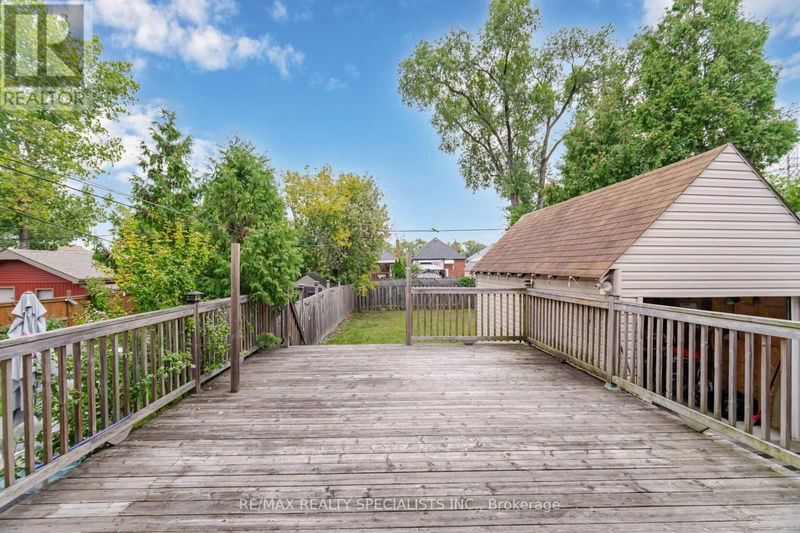 200 Paling Avenue  Hamilton (Homeside), L8H5J7 | Image 35